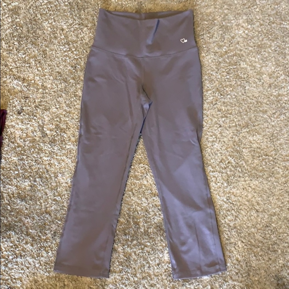 Toned by Ashy Bines 3/4 leggings